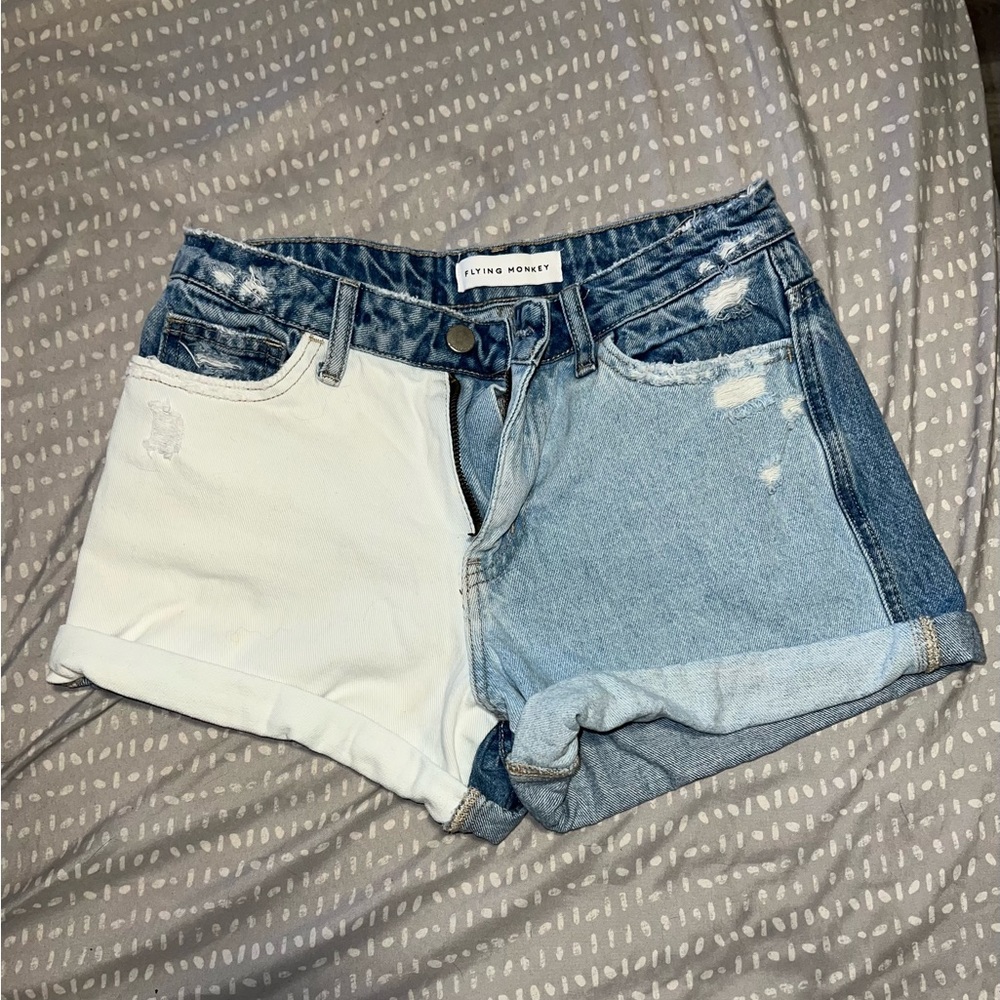 Women’s Buckle Jean Shorts